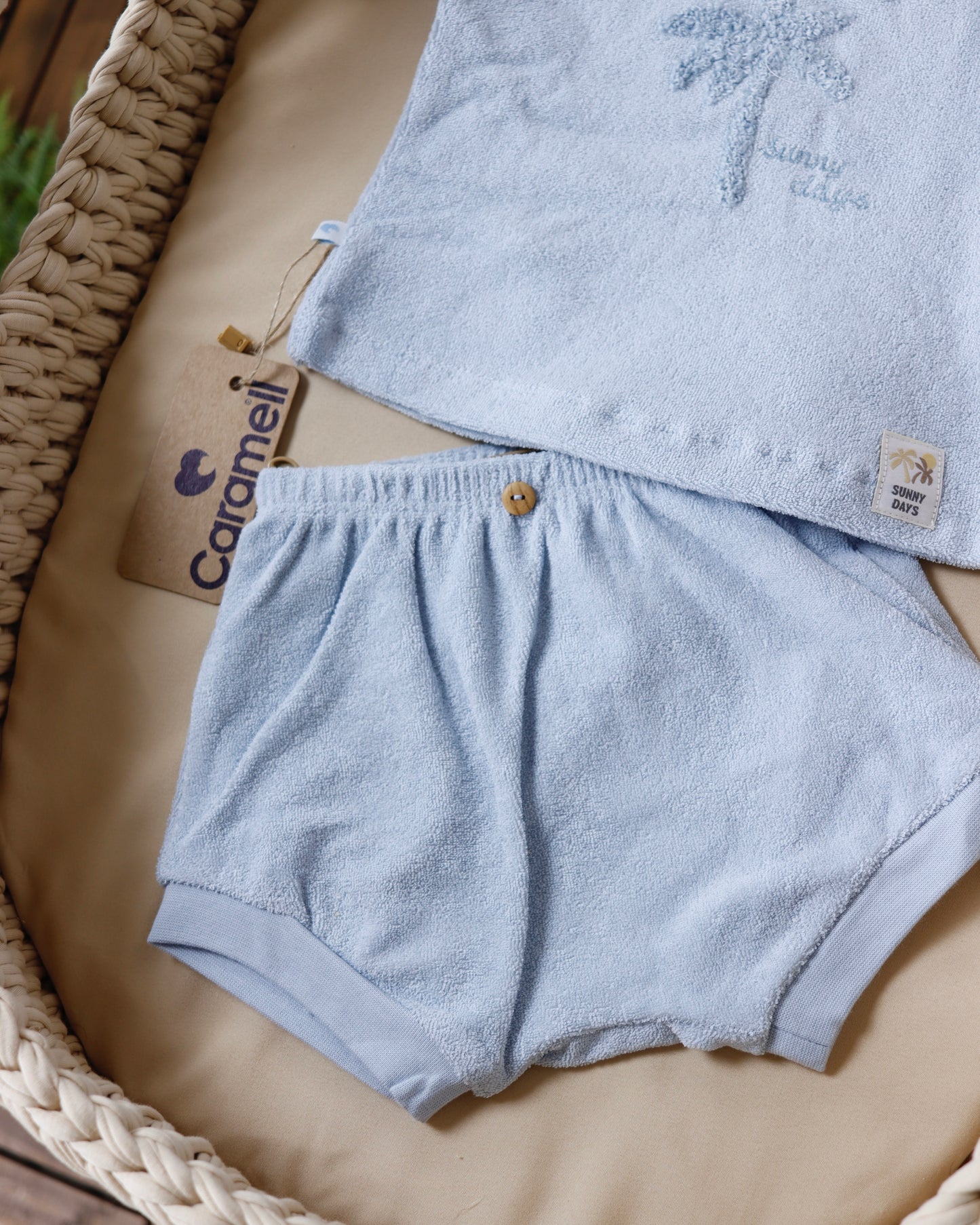 طقم صيفي برسمة النخيل باللون الازرق🌴