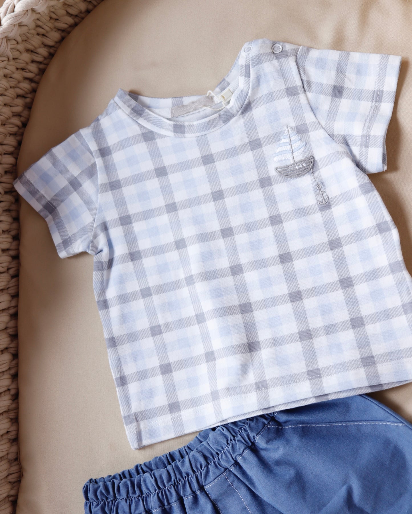 طقم شورت قطعتين🤍💙