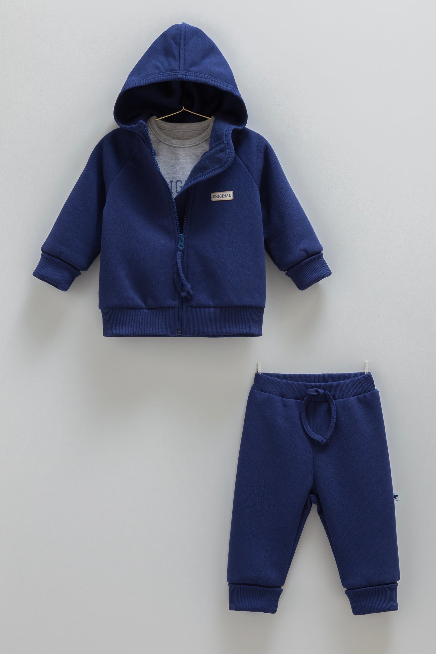 ترينينج مبطن ٣ قطع كحلي