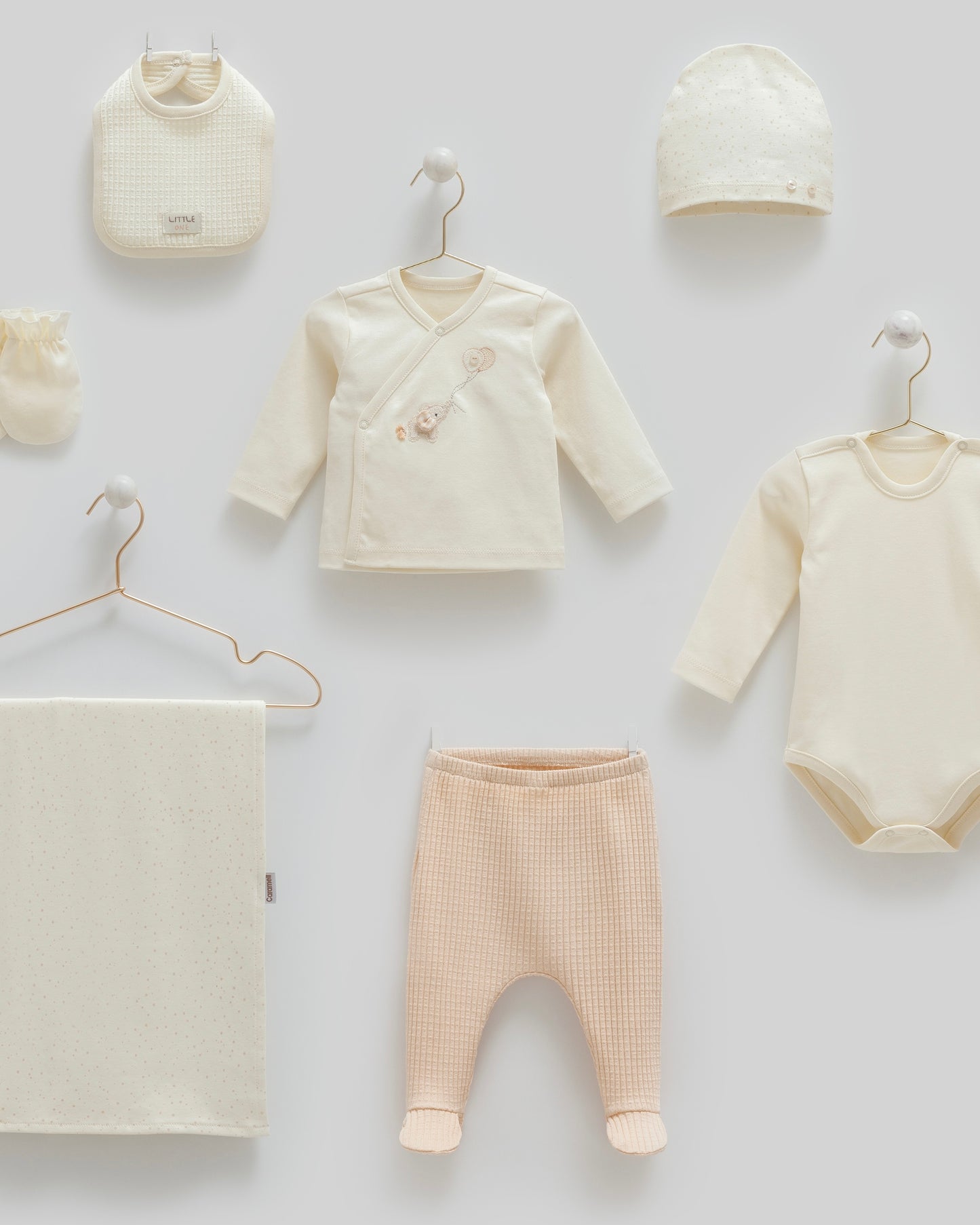 طقم حديث ولادة ٧ قطع🪡قطن طبيعي ١٠٠٪