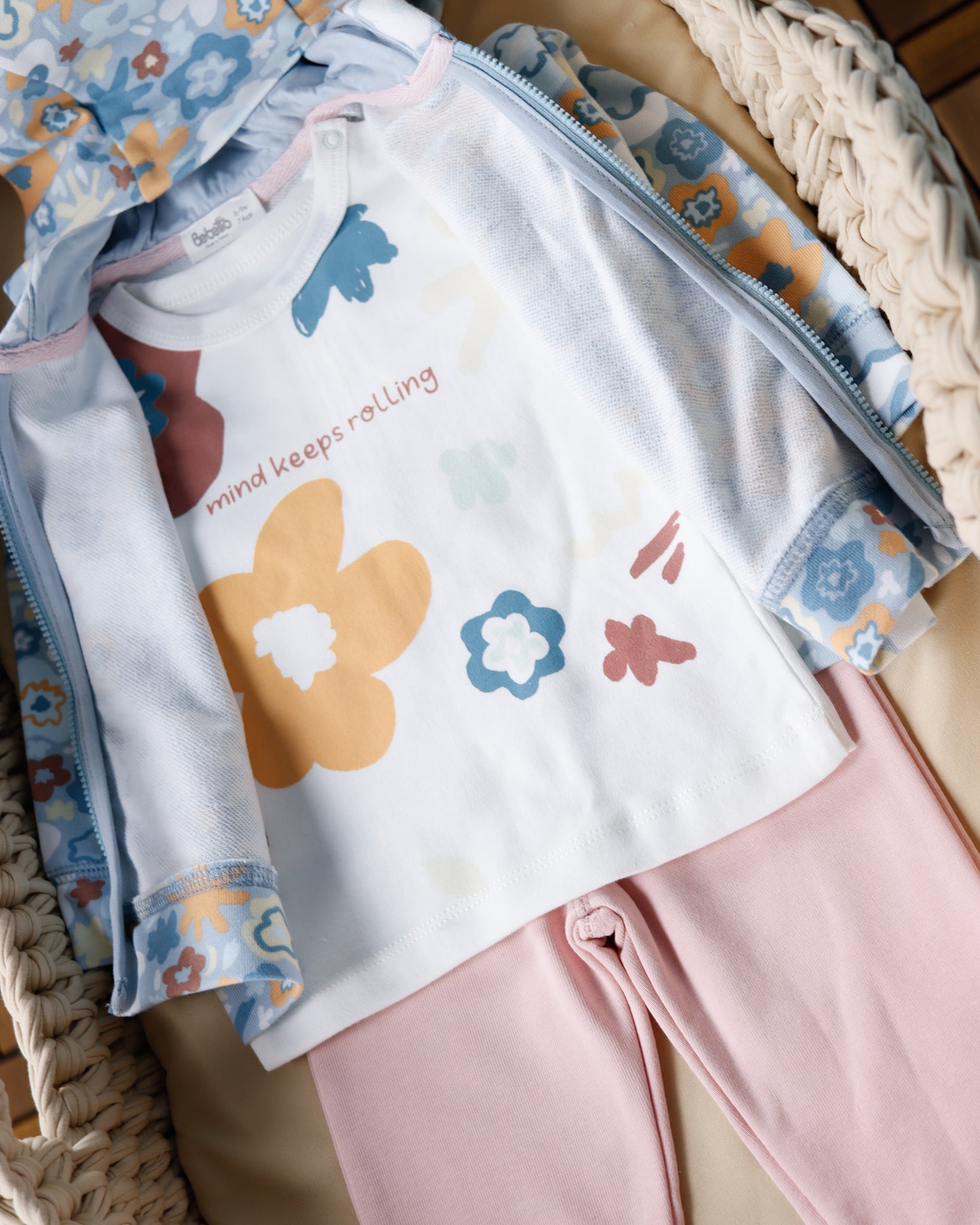 طقم بيبي ٣ قطع 