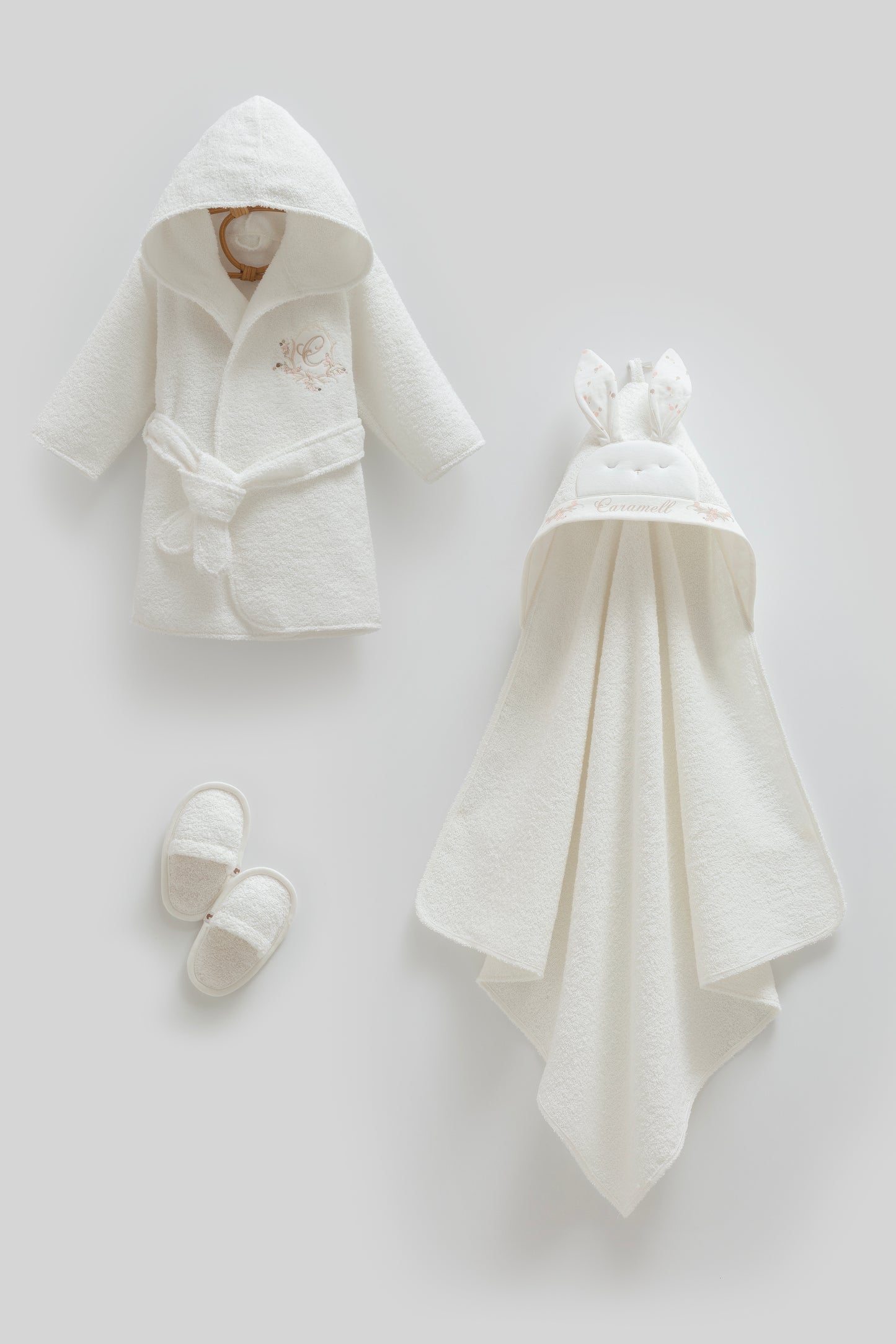 طقم برنص بيبي🚿قطن ١٠٠٪