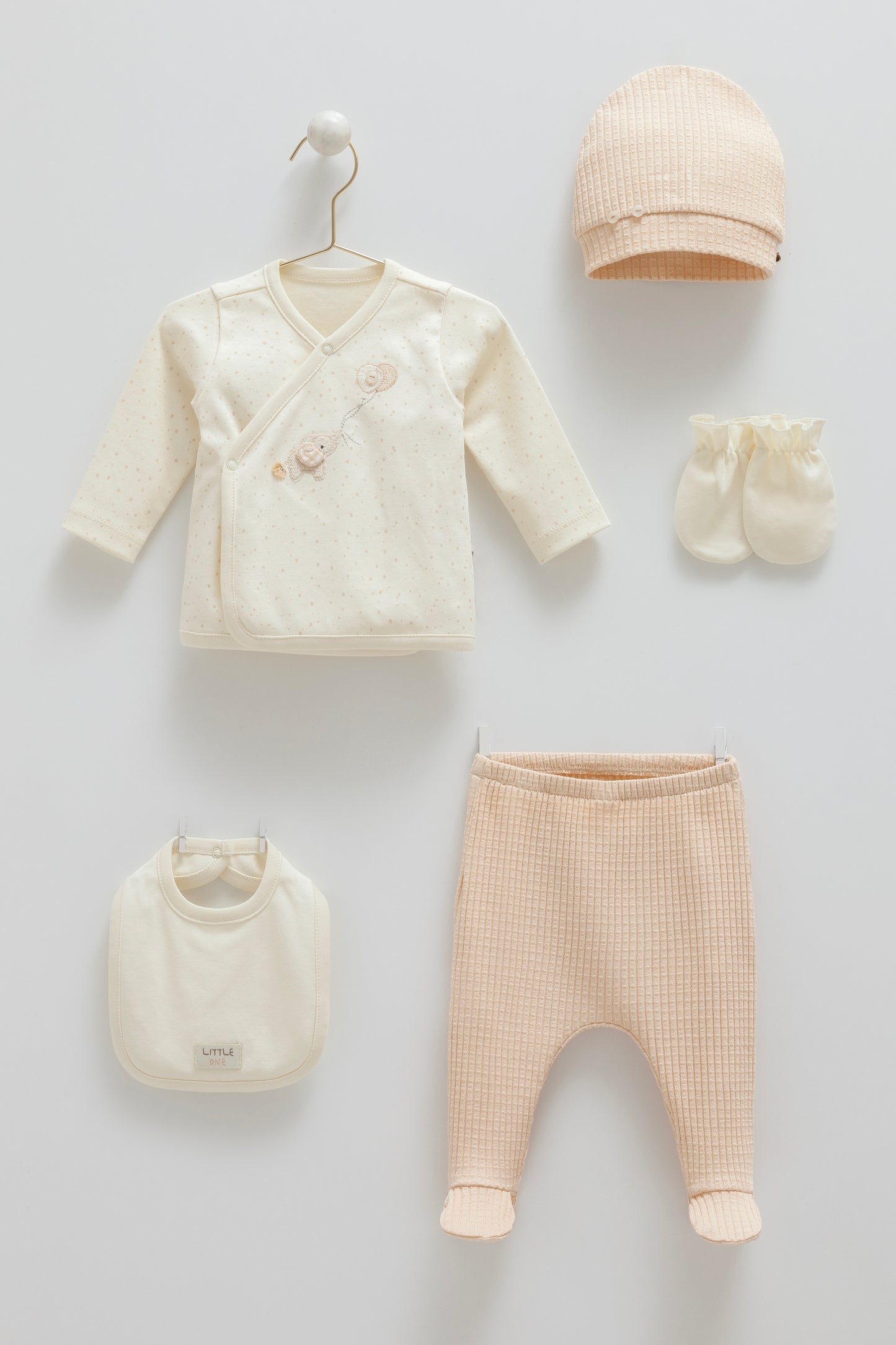 طقم حديث ولادة ٥ قطع🪡قطن طبيعي ١٠٠٪‏🐘