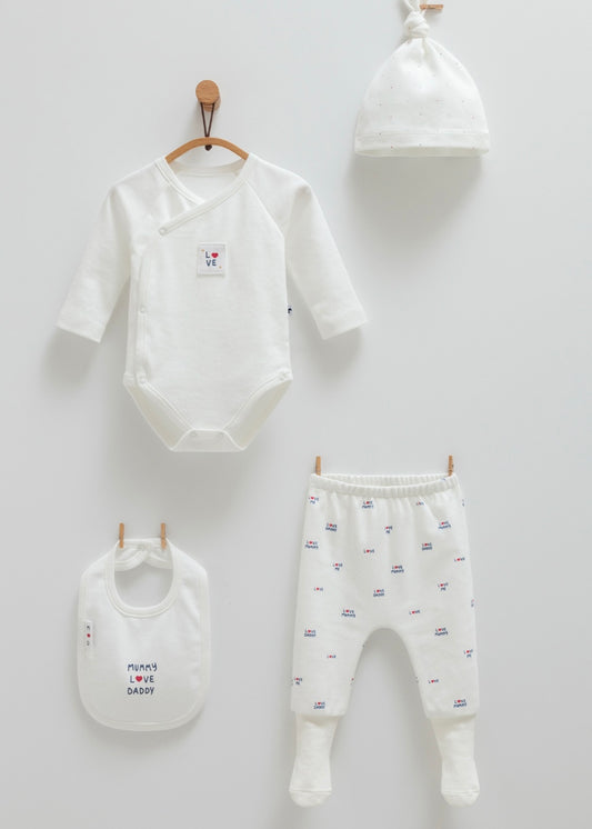 طقم حديث ولادة ٤ قطع🪡