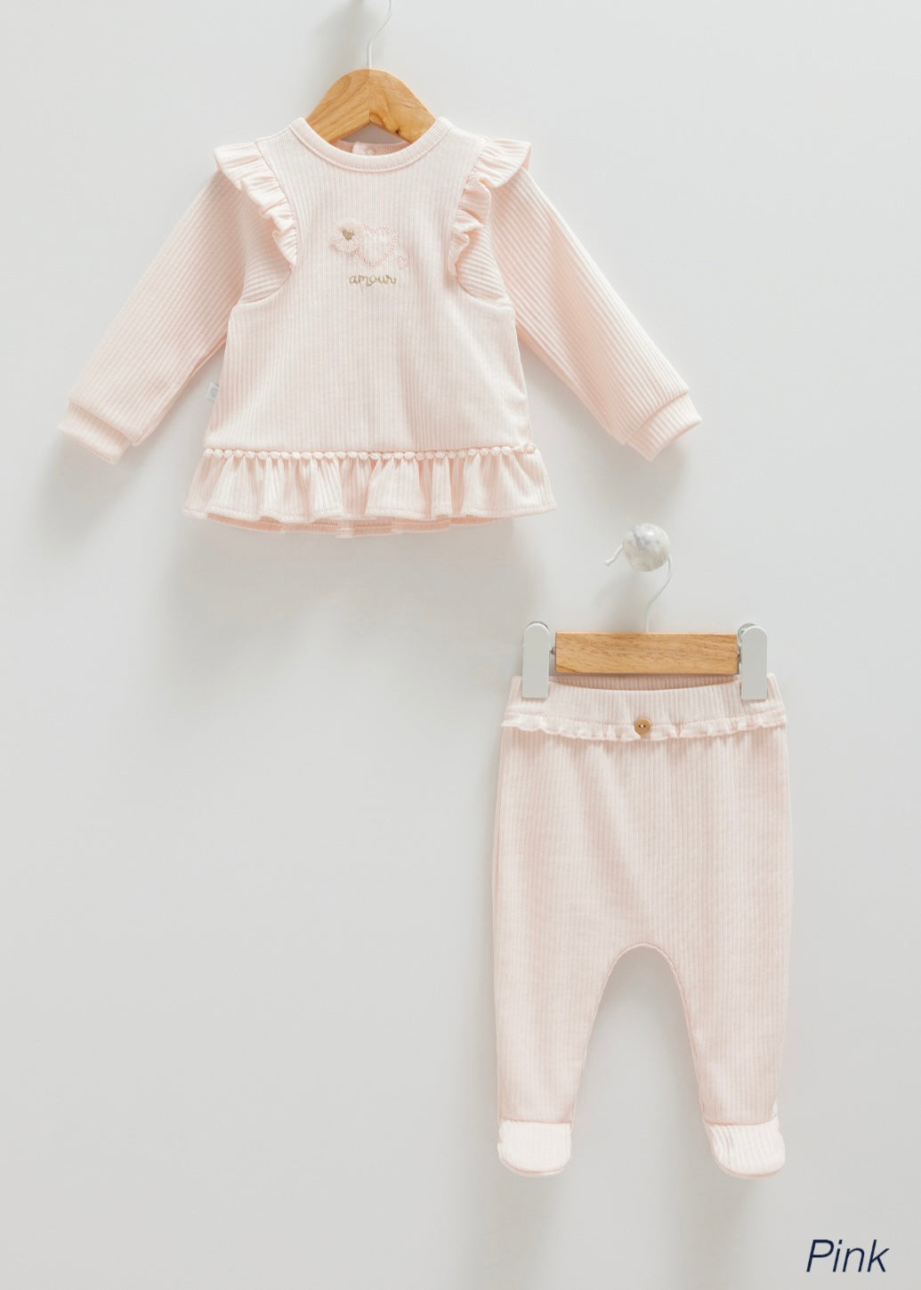 طقم بناتي قطعتين🌸