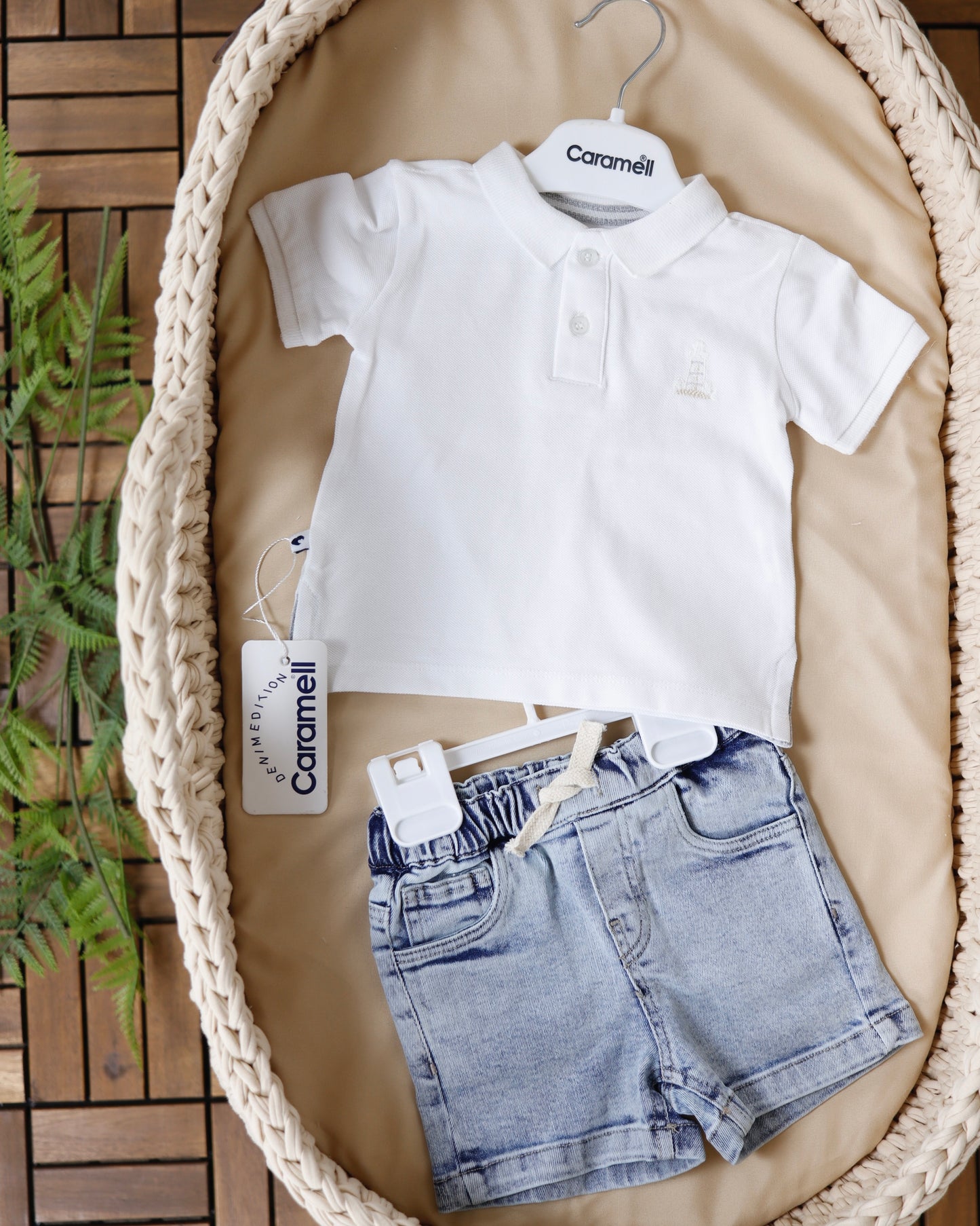 طقم جينز قطعتين 🤍٦-٣٦ شهر