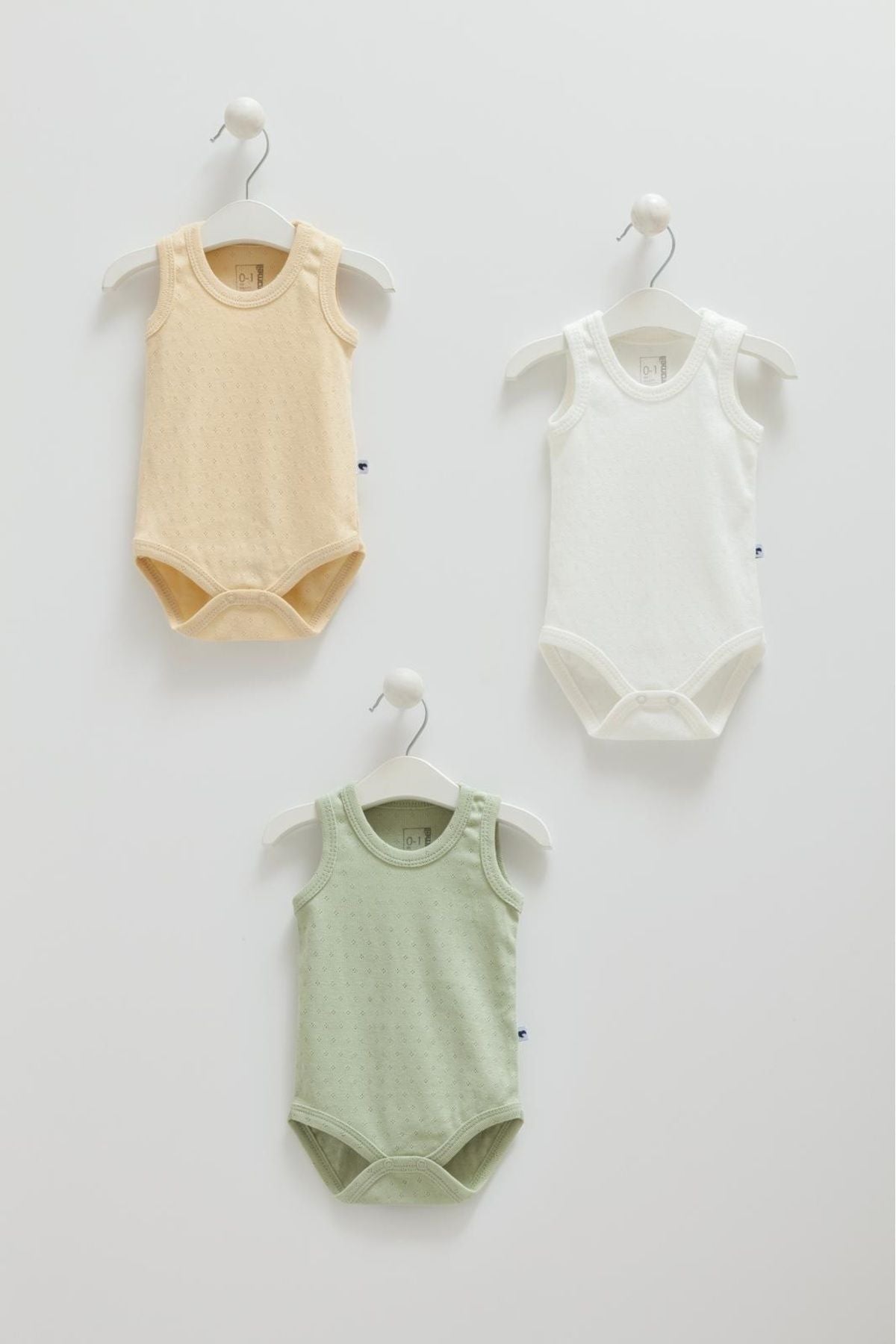 طقم تبان بيبي ٣ قطع ٠-٩ أشهر