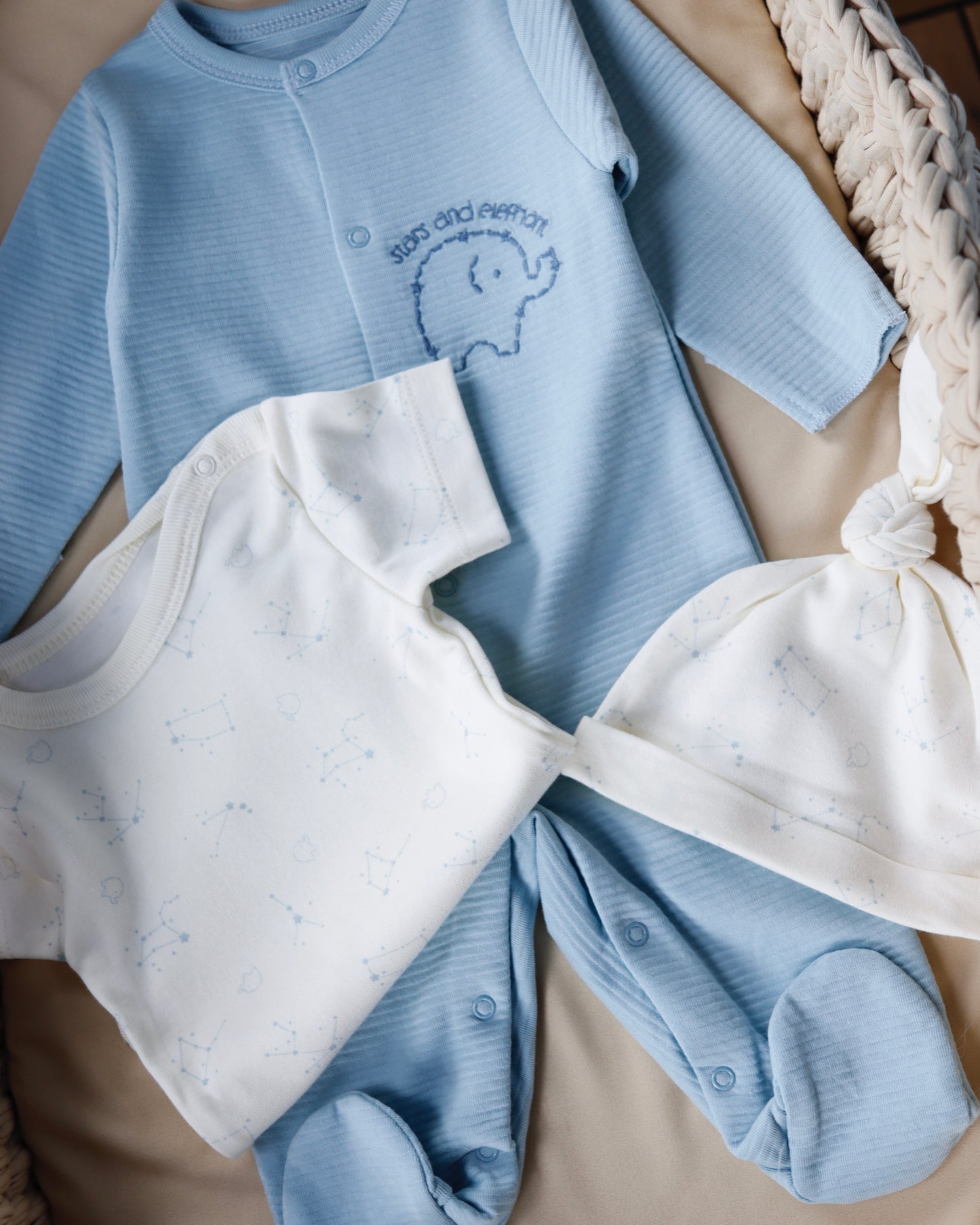 طقم أفرهول بيبي قطن ٣ قطع🐘 🩵