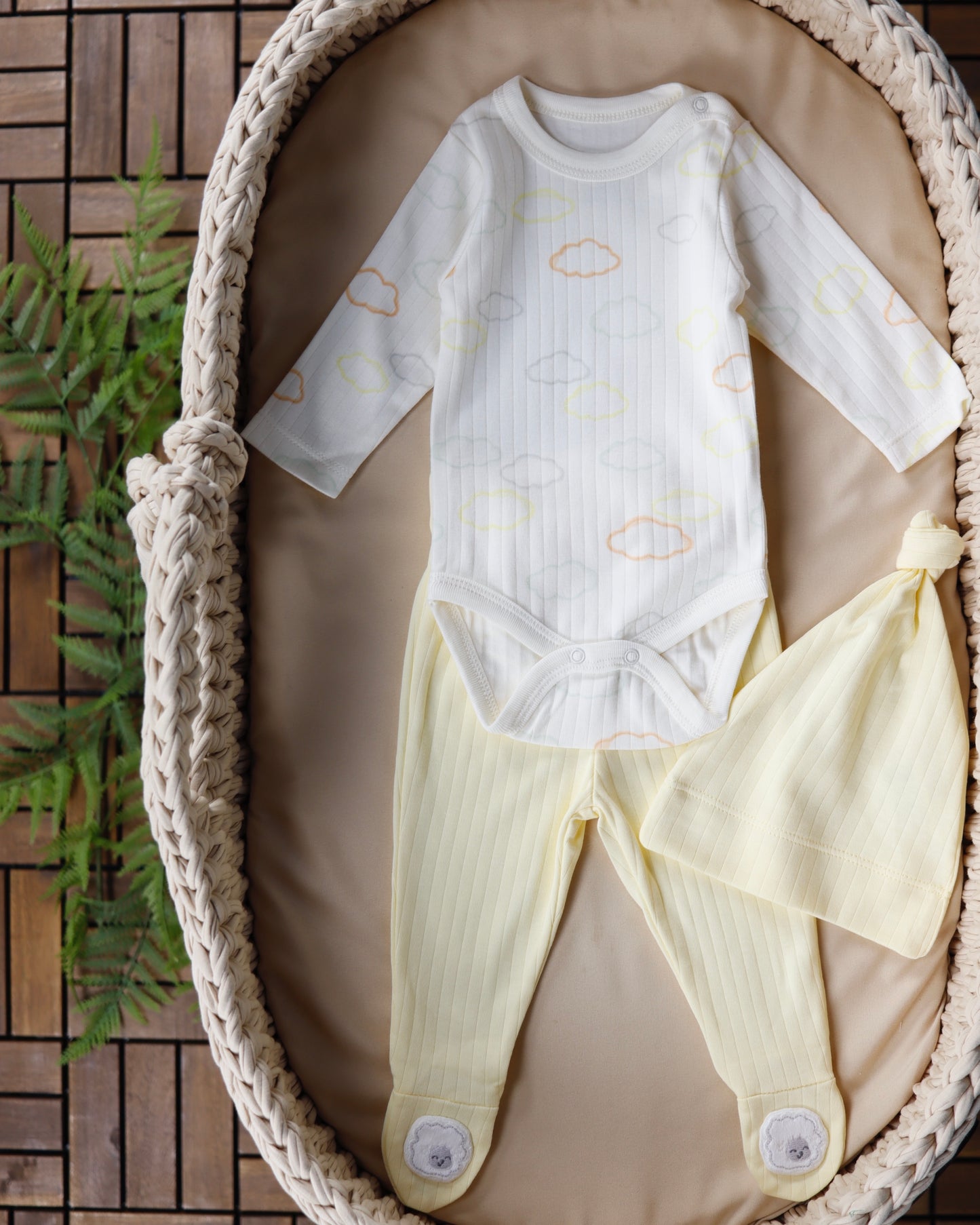 طقم بيبي قطن ٣ قطع ١-٩ أشهر 💛