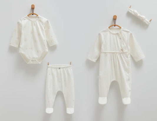 طقم بيبي قطن ١٠٠٪‏ ٤ قطع ١-٣ أشهر ايفوري