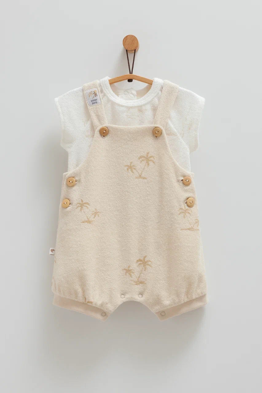 طقم أفرهول صيفي برسمة النخيل باللون بيج 🌴