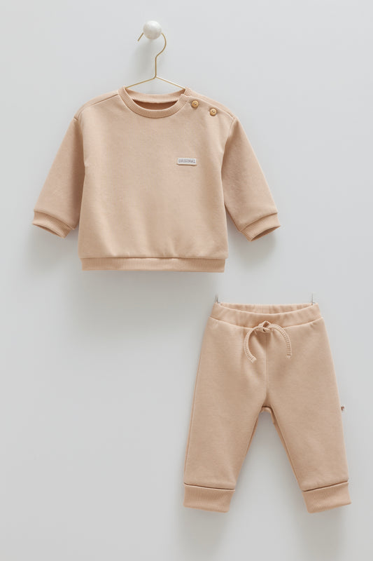 ترينينج مبطن عسلي