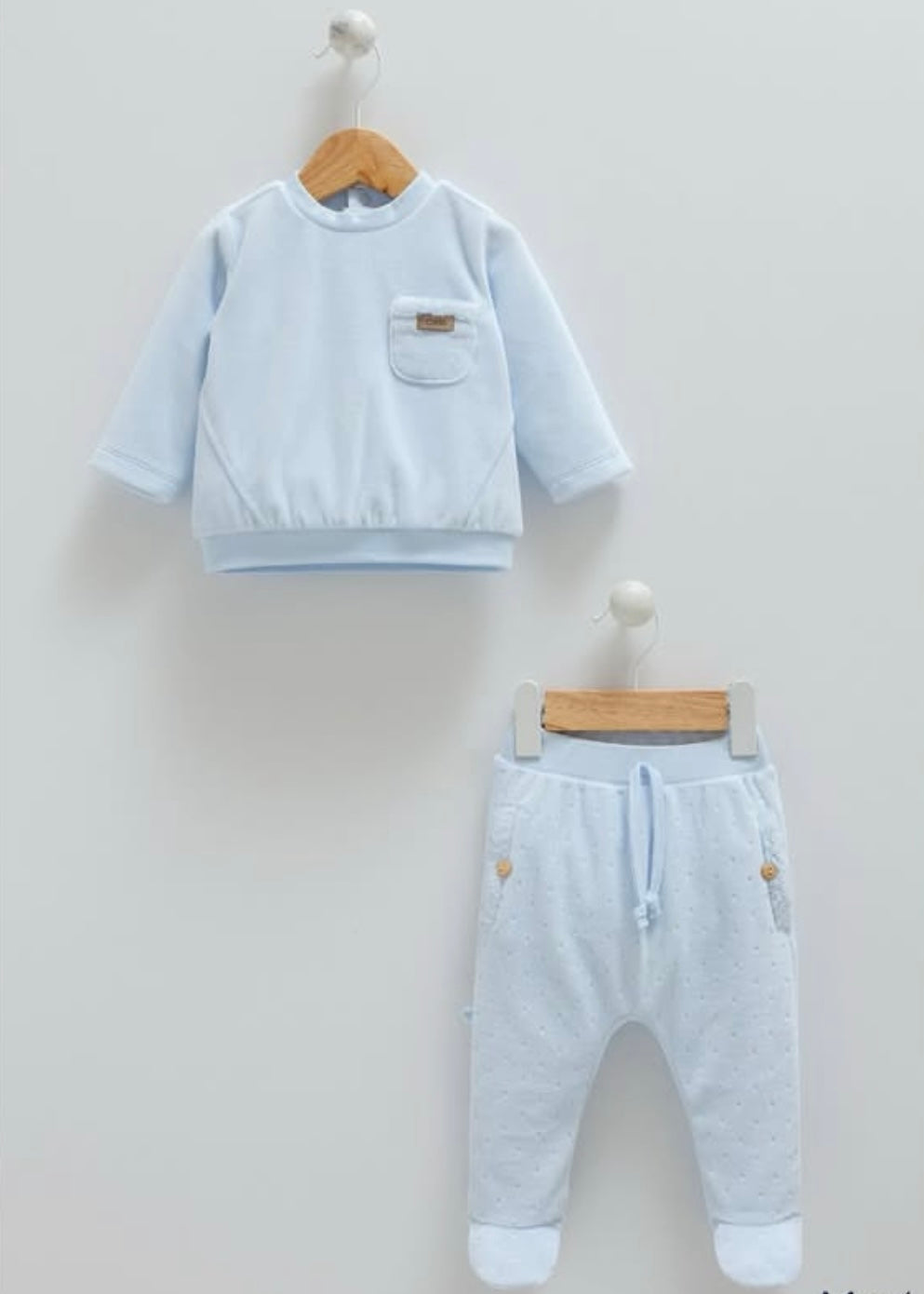 طقم بيبي مخمل💙