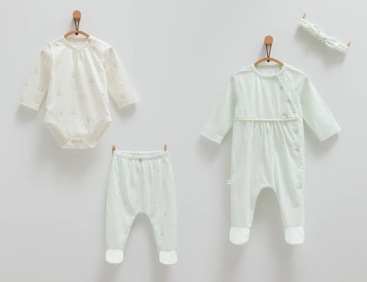 طقم بيبي قطن ١٠٠٪‏ ٤ قطع ١-٣ أشهر أخضر