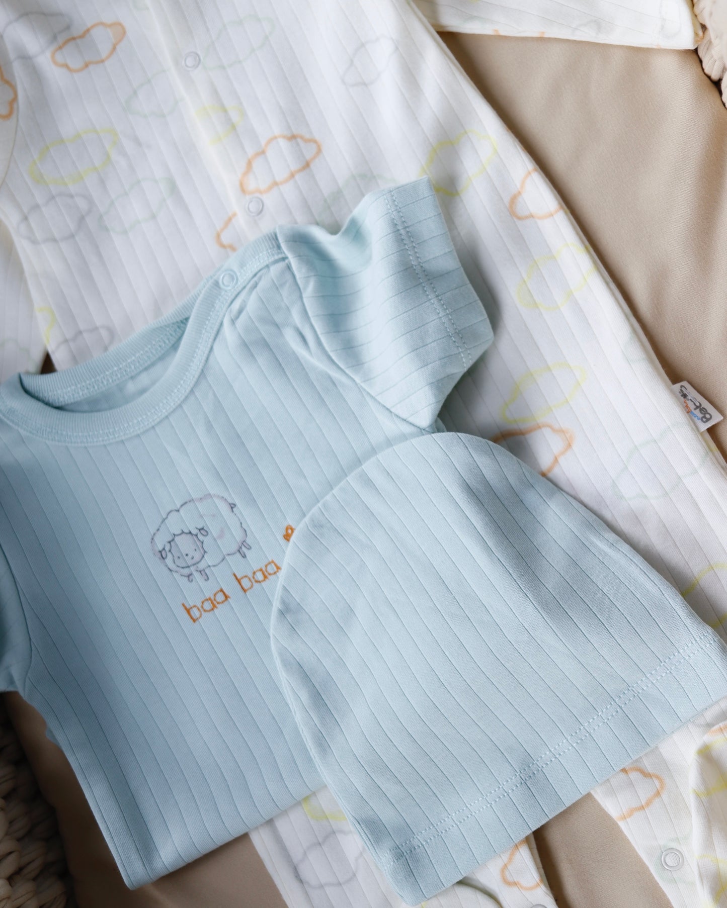 طقم أفرهول بيبي قطن ٣ قطع 🩵