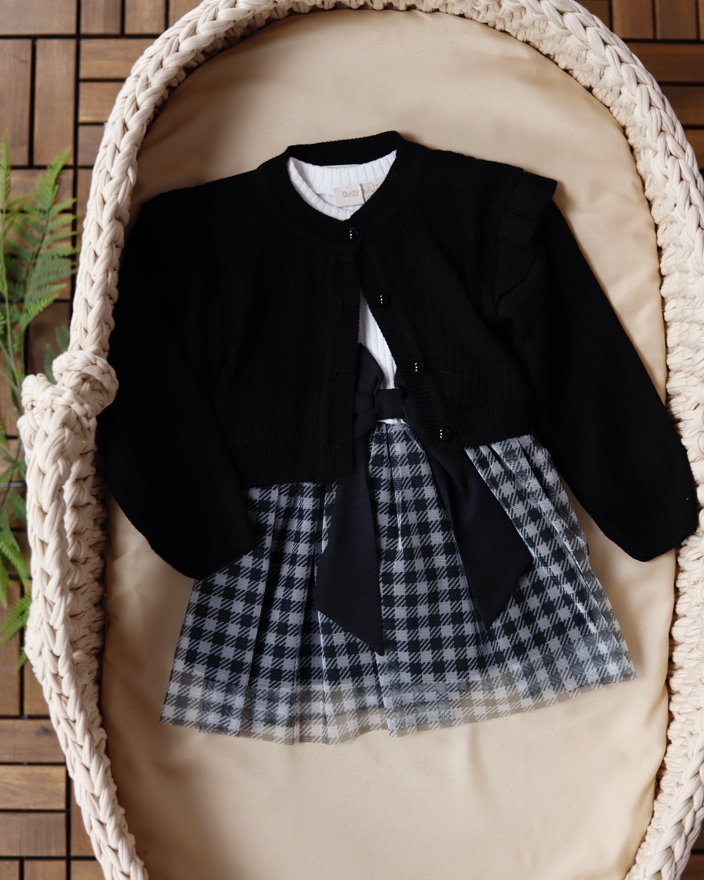 طقم فستان بناتي ٦-١٨ شهر🖤