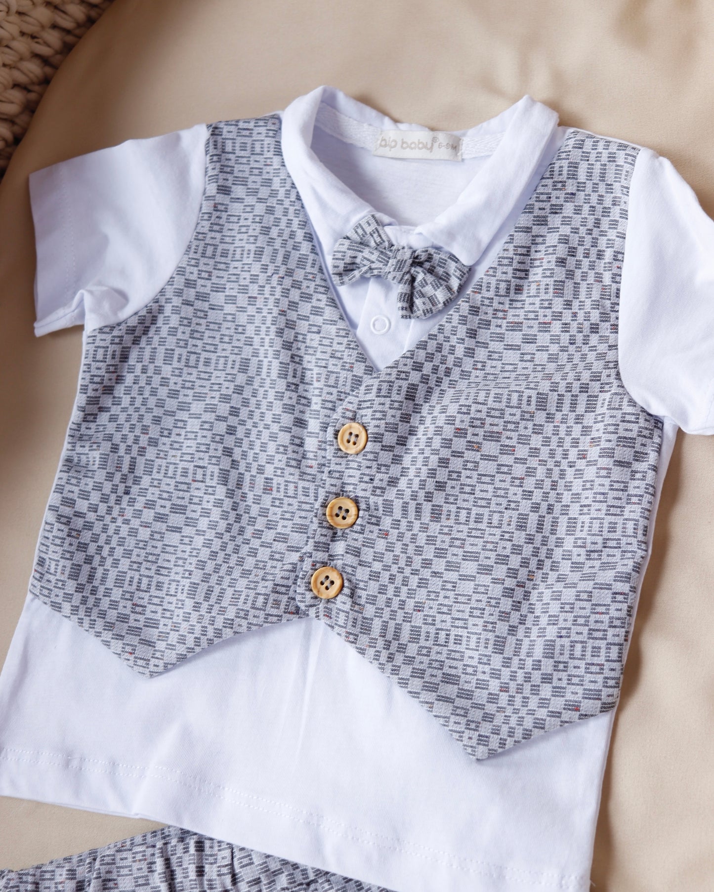 طقم شورت قطعتين🤍