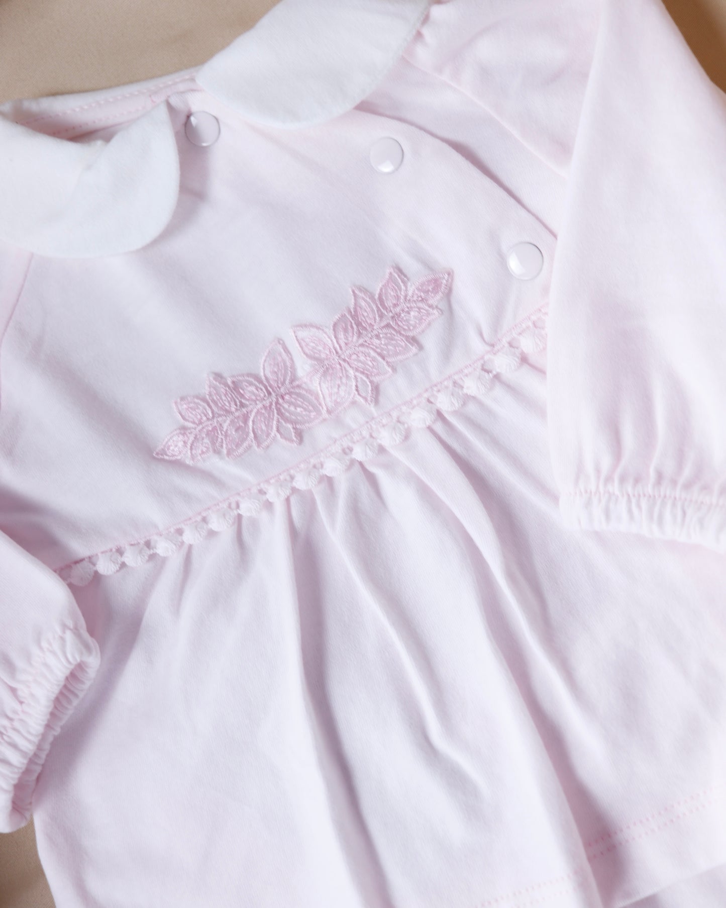 طقم بناتي قطعتين