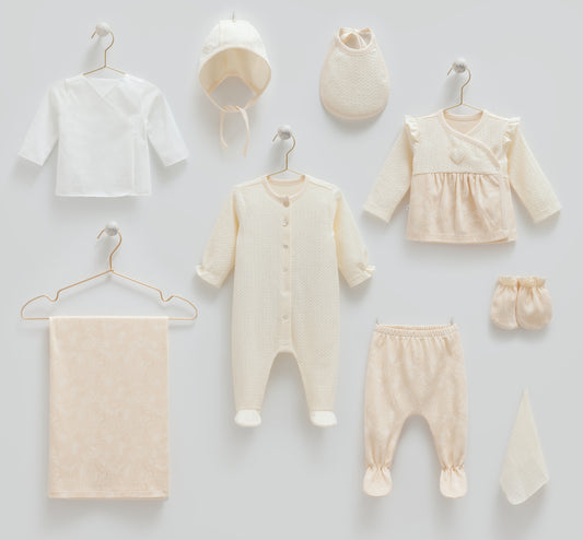 طقم حديث ولادة ١٠ قطع🪡قطن طبيعي ١٠٠٪‏ ايفوري