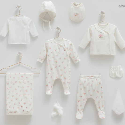 طقم حديث ولادة ١٠ قطع🪡قطن طبيعي ١٠٠٪‏ 🍄ابيض