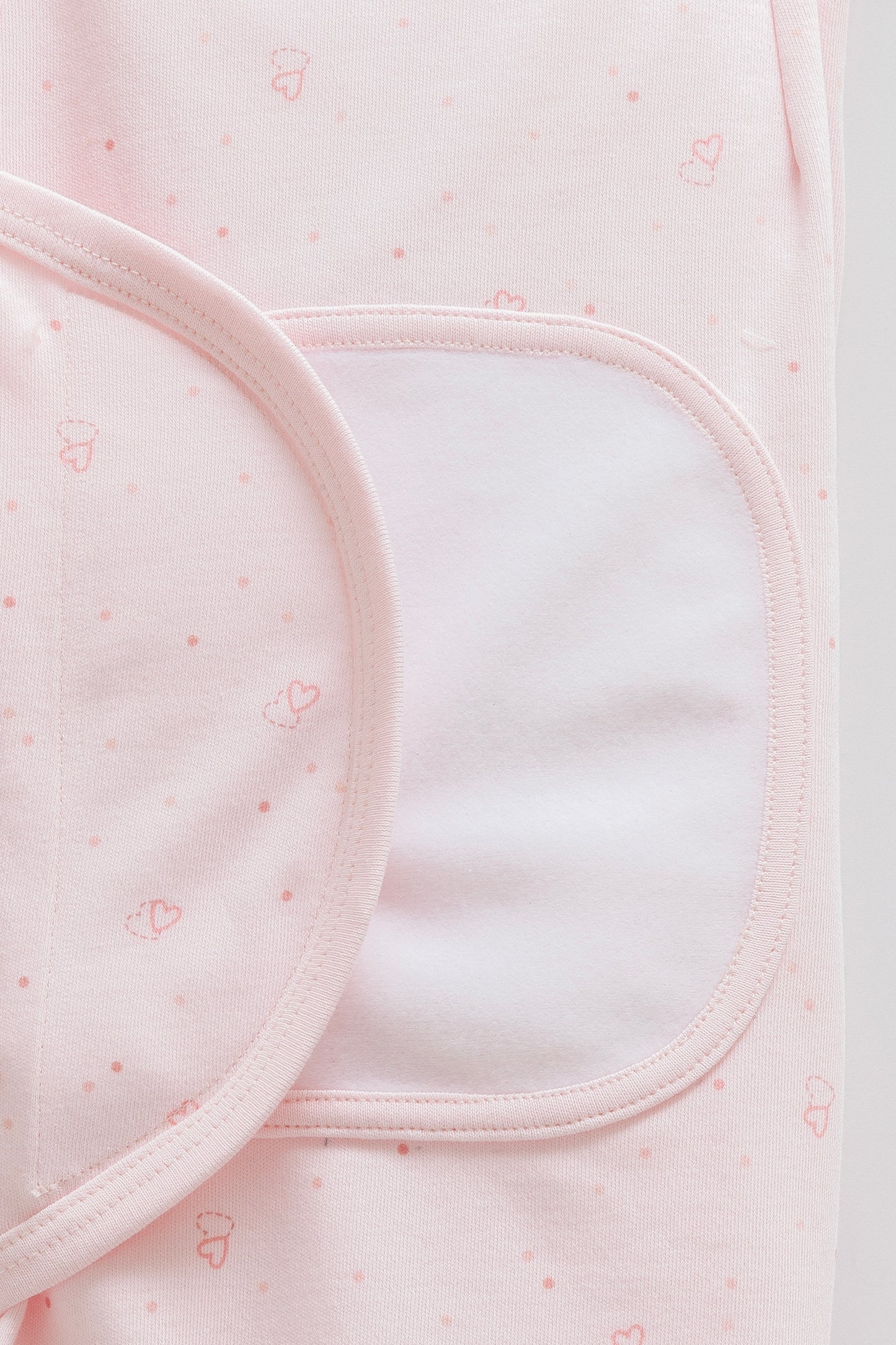 🍼 لفة مواليد قطنية – لون زهري فاتح