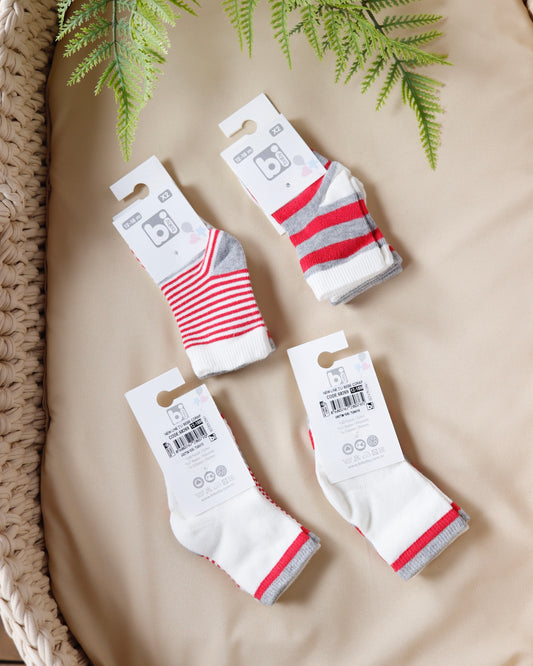 ٤ ازواج من الجوارب القطنية ♥️