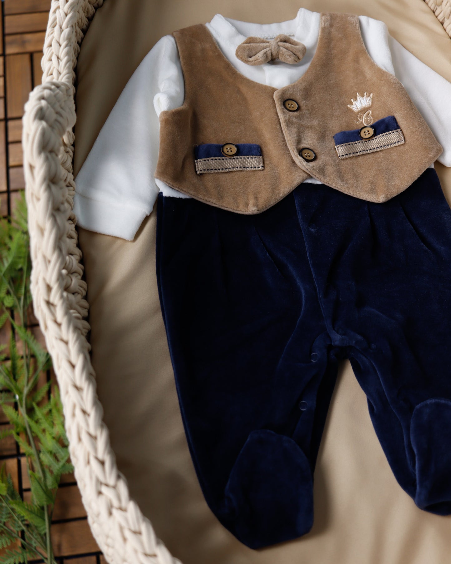 افرهول بيبي مخمل 🕊️