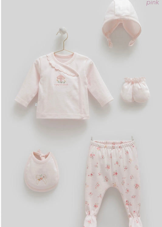 طقم حديث ولادة ٥ قطع🪡قطن طبيعي ١٠٠٪‏🍄