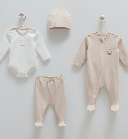 طقم حديث ولادة ٤ قطع🪡قطن طبيعي ١٠٠٪