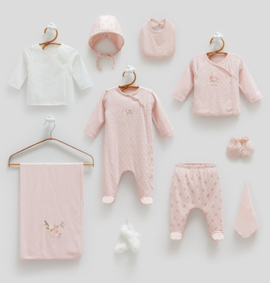 طقم حديث ولادة ١٠ قطع قطن طبيعي 🪡